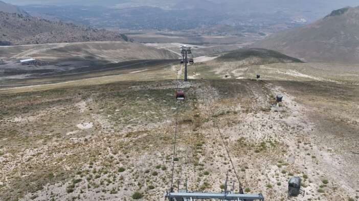 2-bin-636-metrede-teleferikte-kahvalti-keyfi-konyali-cift-hayran-kaldi