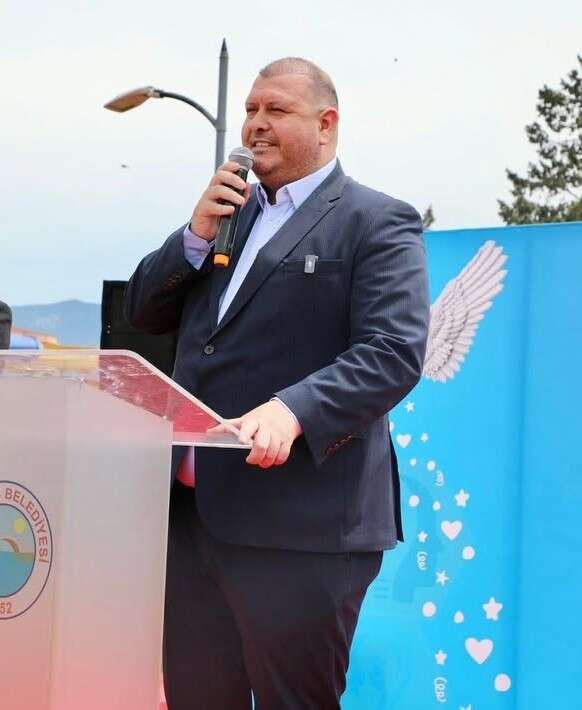 menderes-belediyesine-rusvet-operasyonu-belediye-baskani-gozaltinda