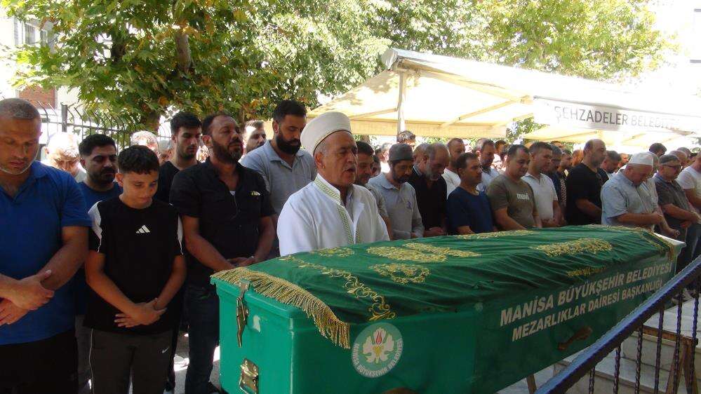silahli-saldirida-oldurulen-cetin-kitilli-ve-oglu-ayaza-aci-veda