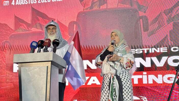 srebrenitsadan-yola-cikan-filistin-konvoyu-konyada