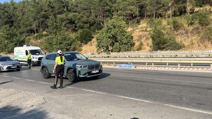 motosiklet-bariyerlere-carpti-61-yasindaki-surucu-hayatini-kaybetti