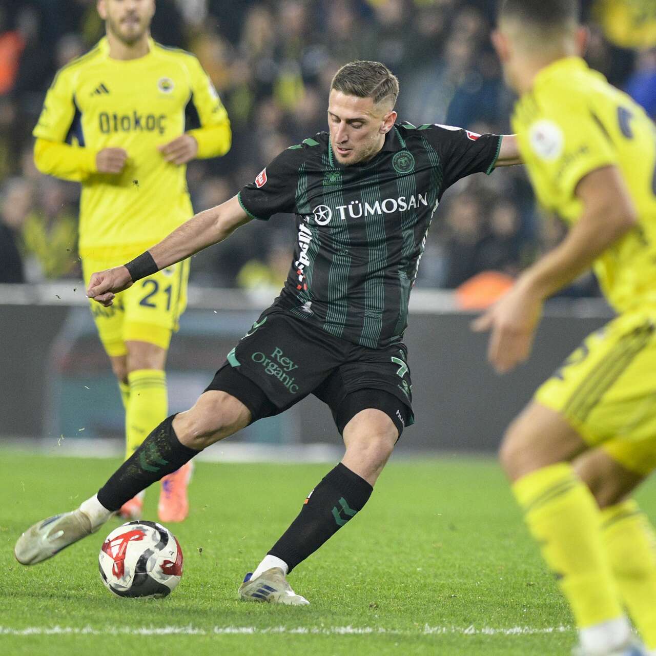 fenerbahce-konyaspor-macinin-tarih-ve-saati-aciklandi