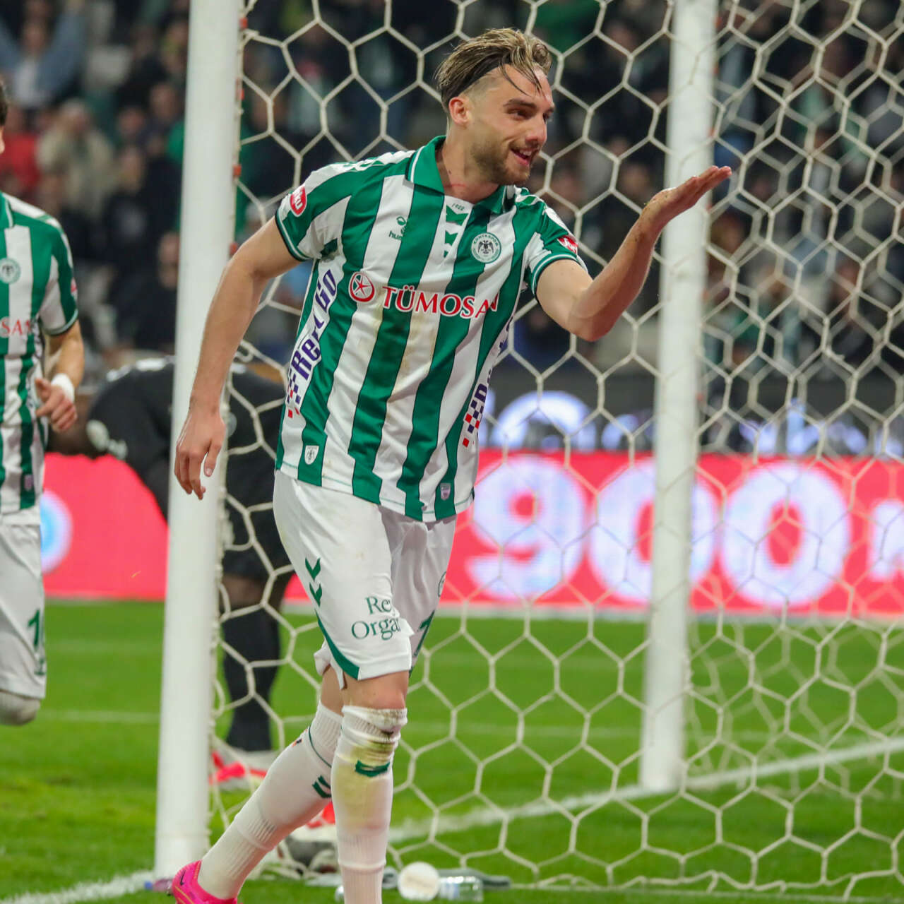 konyaspor-ile-anlasamayan-berkan-kutlu-sessizligini-bozdu