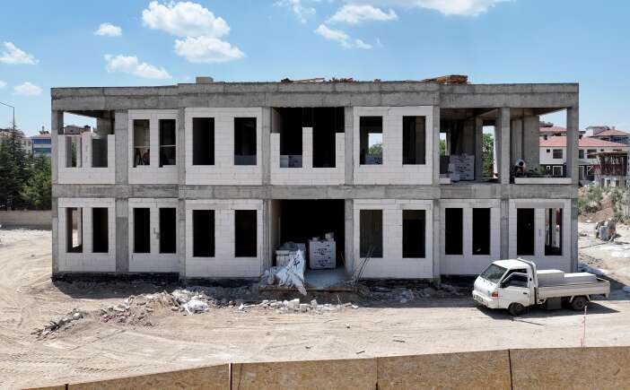 konyada-5-mahalleye-hizmet-verecek-yeni-polis-merkezi-yukseliyor
