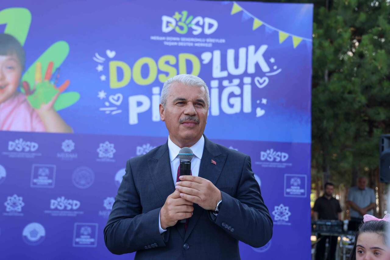 konyada-ozel-cocuklarin-mutlulugu-piknige-yansidi-dosd-meram-ailesi-bulustu