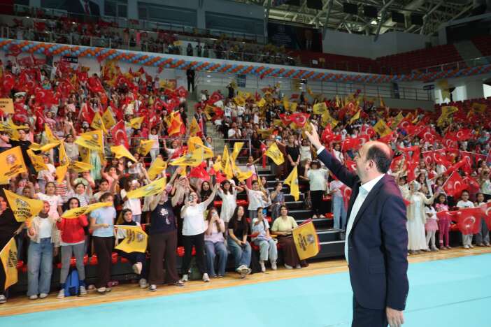 konyada-20-bin-597-ogrenciyi-bulusturan-genc-komekte-buyuk-final