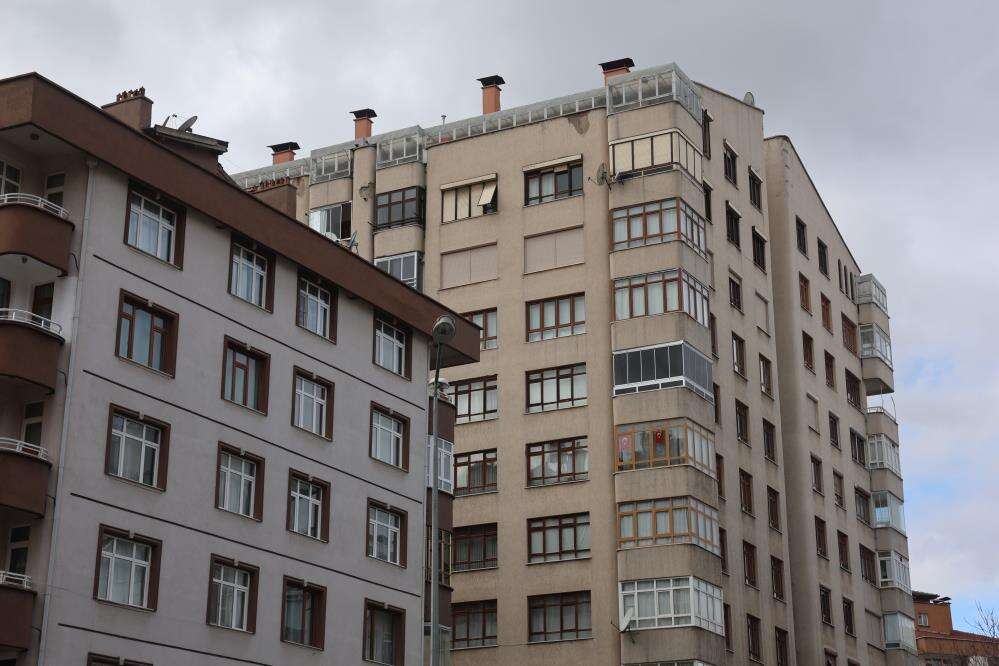 konyada-ev-arayanlara-onemli-uyari-emlakci-secerken-bunlara-dikkat