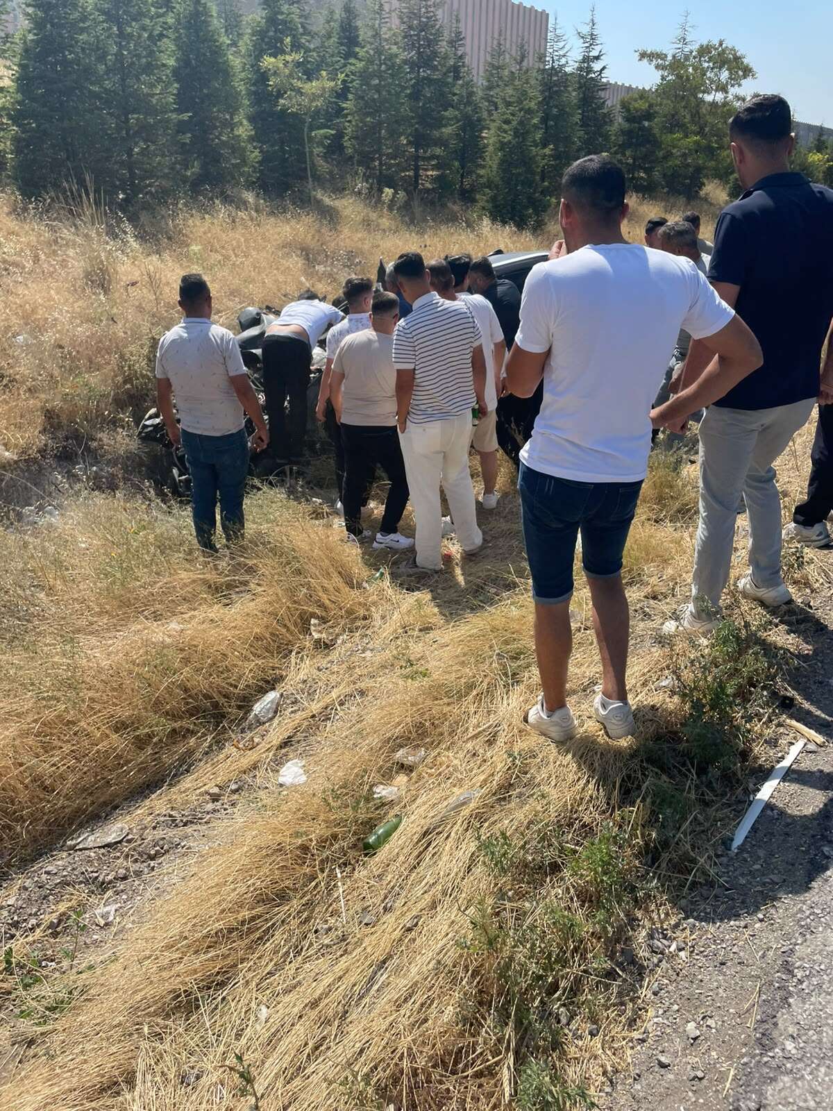 konyada-zincirleme-kaza-4-arac-birbirine-girdi-yaralilar-var