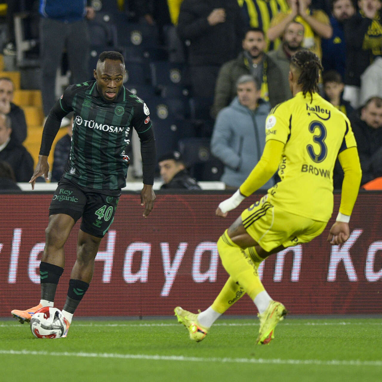 konyaspordan-fenerbahceye-dikkat-ceken-destek-aleyhimize-bile-olsa