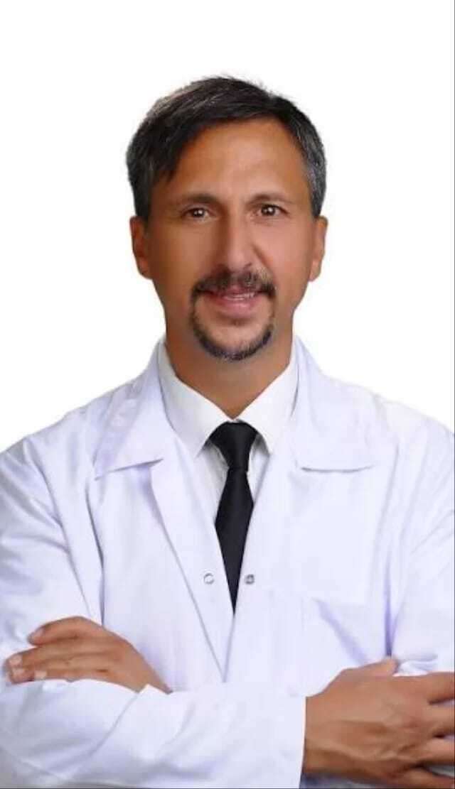 olu-bulunan-doktor-erkut-karacaya-aci-veda-cenaze-namazini-kuzeni-kildirdi