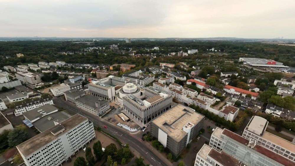 suleymancilarin-almanyadaki-70-milyon-euroluk-dev-merkezi-goruntulendi