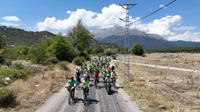 konyanin-tarih-ve-doga-rotasinda-pedal-keyfi-42-kilometrelik-tur-tamamlandi