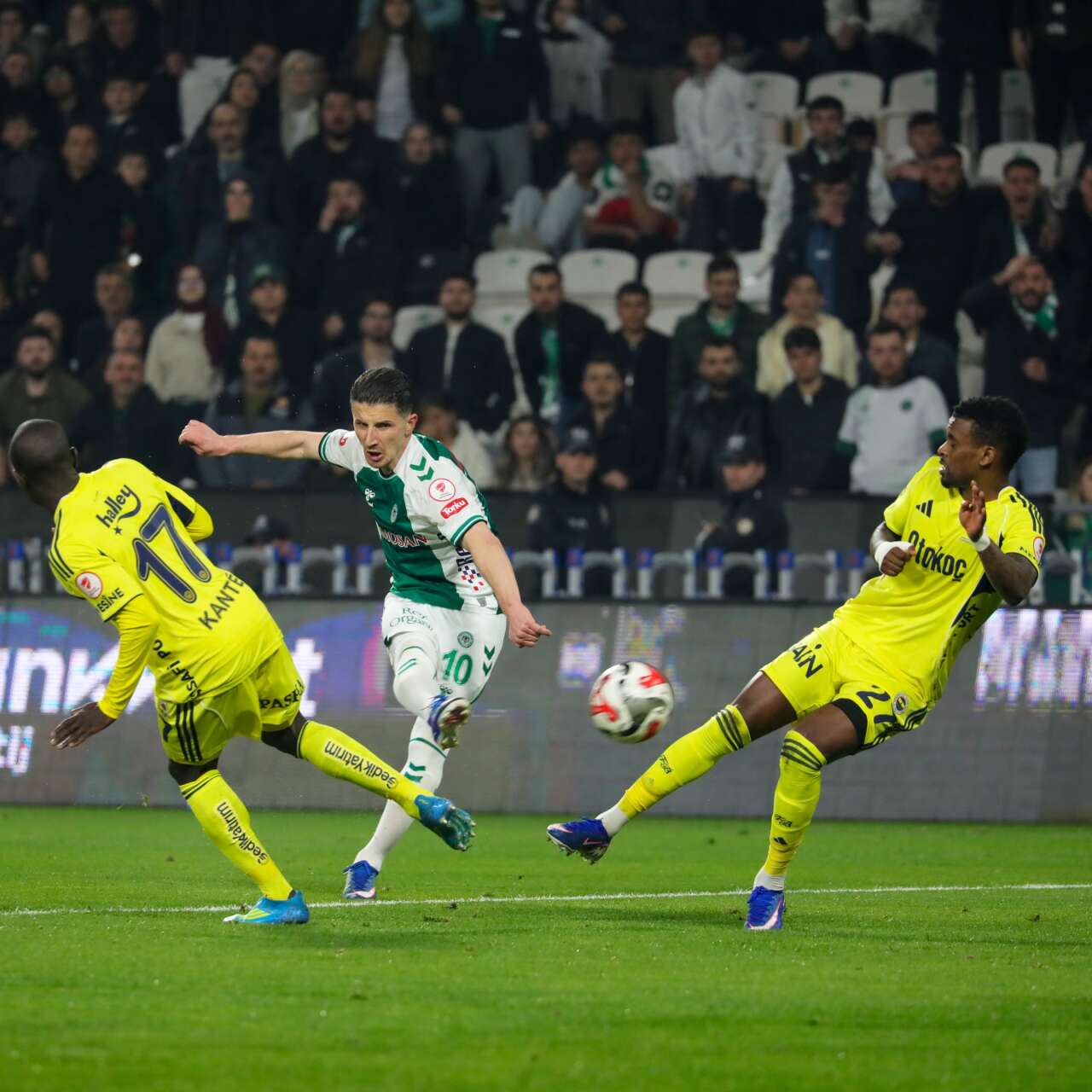 fenerbahce-konyaspor-macinin-bilet-fiyatlari-belli-oldu