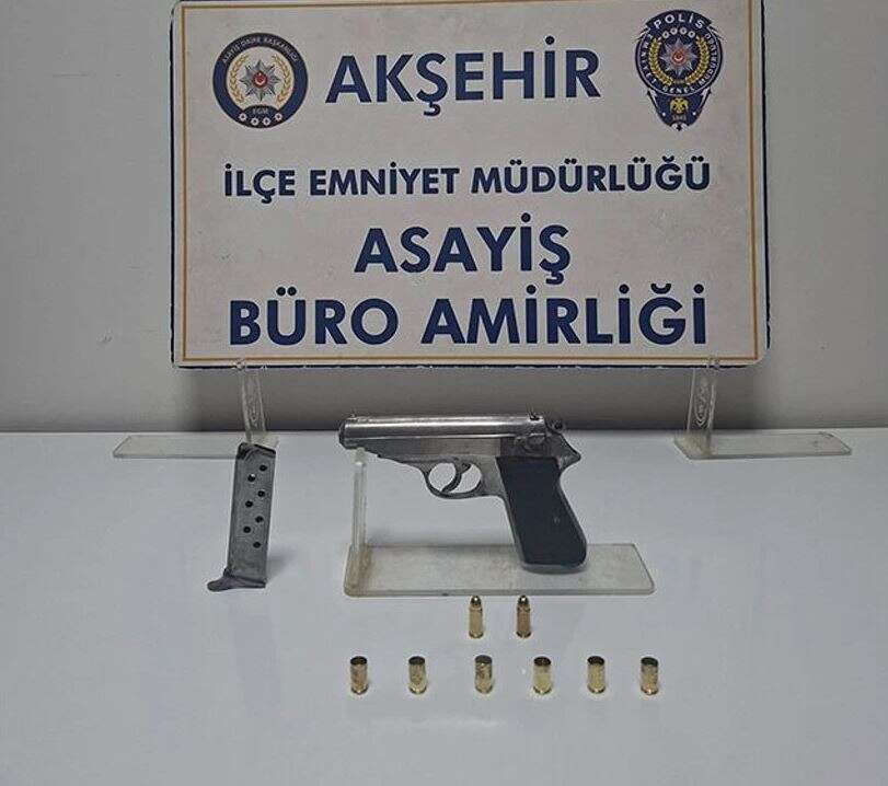 yer-konya-dugunde-silaha-sarildi-sivil-polisler-sucustu-yakaladi