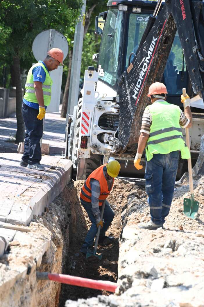 koski-calismalara-basladi-konyada-2-bin-10-metrelik-hat-degisiyor