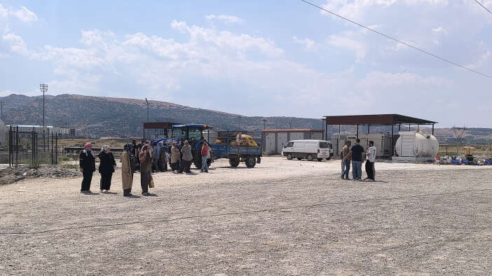 serada-facia-24-isci-hastanelik-oldu-10unun-durumu-agir
