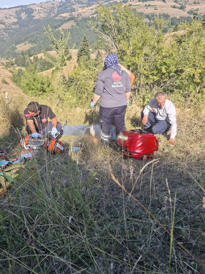 is-makinesi-operatorun-uzerine-devrildi-43-yasindaki-yusuf-sen-hayatini-kaybetti