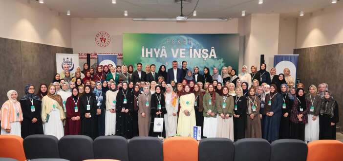 bakan-ciftci-120-genc-hafizla-bulustu-emanete-sahip-cikin