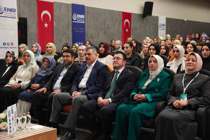 bakan-ciftci-120-genc-hafizla-bulustu-emanete-sahip-cikin