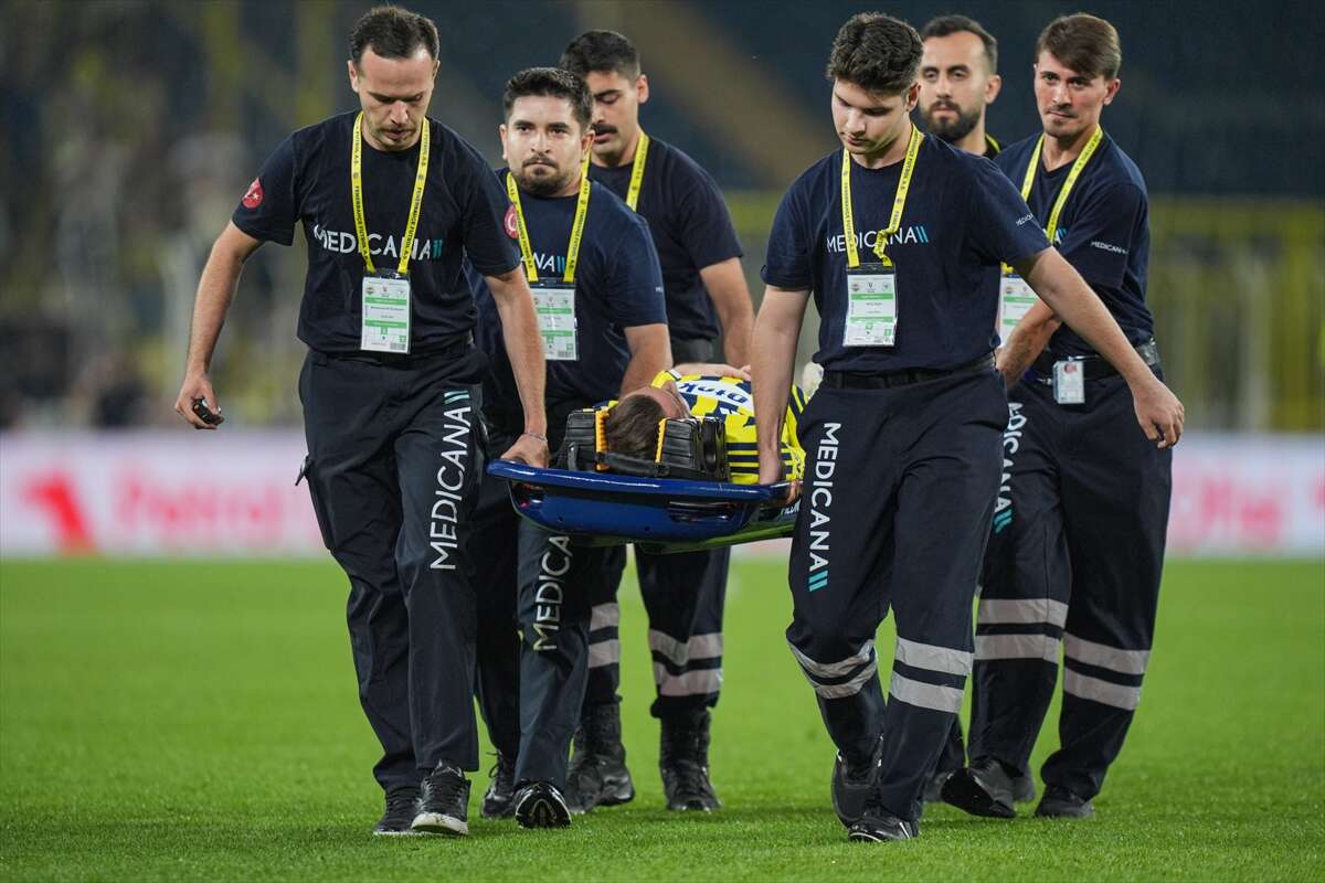 fenerbahcede-kerem-akturkoglu-konyaspor-macinda-travma-gecirdi