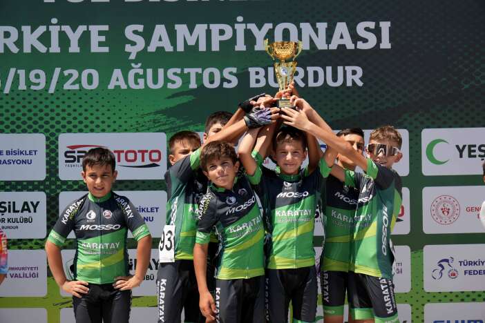 431-sporcu-sampiyonluk-icin-pedal-cevirdi-zirve-konyanin-oldu