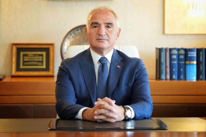 tarihin-taslara-isledigi-sevda-hz