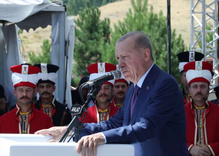 cumhurbaskani-erdogandan-ahlatta-dikkat-ceken-israil-mesaji-bizim-de-bir-hesabimiz-var