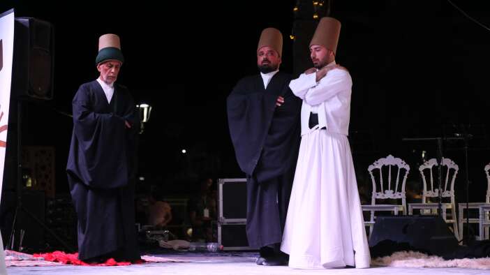 konyadan-tunusa-uzanan-mevlid-i-nebi-bulusmasi-sema-ekibi-gonulleri-mest-etti