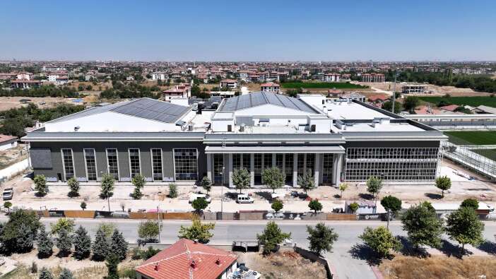 konyanin-yeni-spor-ussu-geliyor-fifa-standartlarinda-saha-da-olacak