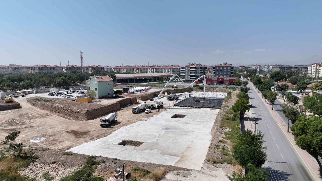 konyada-373-aileyi-ev-sahibi-yapacak-proje-yukseliyor-temeller-atildi