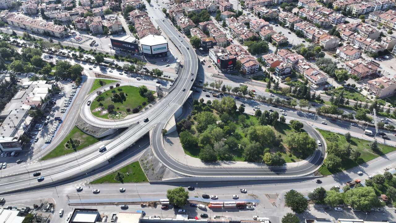 konyadaki-iki-onemli-ust-gecitte-suruculeri-rahat-ettirecek-calisma-bitti
