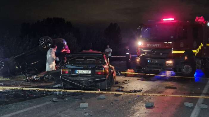 İki otomobilin çarpıştığı trafik kazasında Mustafa Altay yaşamını yitirdi haber fotoğrafı