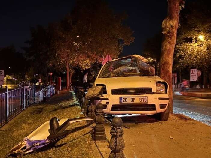 Aynı aileden baba ile oğul hayatını kaybetti yakınları yasa boğuldu haber fotoğrafı
