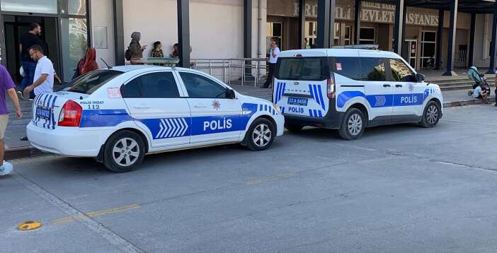 hastanede-akilalmaz-olay-copte-yeni-dogmus-bebek-bulundu