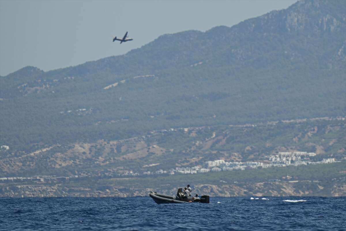kktcde-batan-gemiden-aci-haber-olen-8-kisinin-kimligi-aciklandi-20-kisi-araniyor
