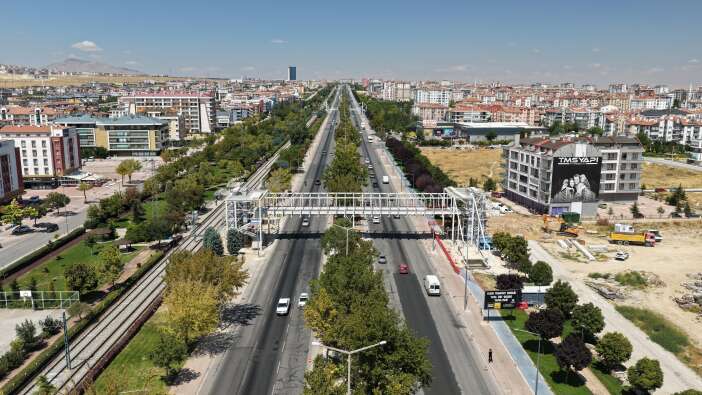 konyada-tramvaydan-inenler-icin-yeni-donem-acilis-icin-gun-sayiliyor