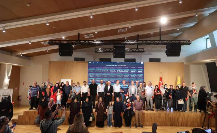 konyada-vefa-umresi-heyecani-kutsal-yolculuga-cikacak-yeni-isimler-belli-oldu