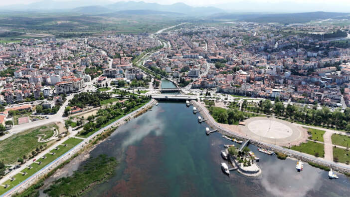 konyanin-vergi-rekortmeni-ilcesine-avm-ve-10-katli-otel-yapilacak