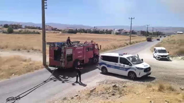 konya-yolunda-korkutan-yangin-alevler-kisa-surede-buyudu