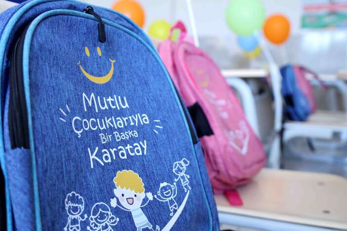 konyada-9-bin-ogrenciye-surpriz-ilk-gun-heyecani-mutluluga-donustu
