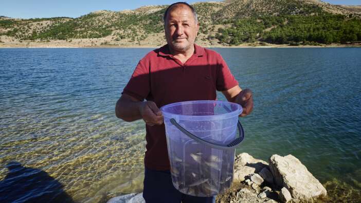 konyada-su-kaynaklarina-122-bin-can-golet-ve-baraja-yavru-baliklar-birakildi