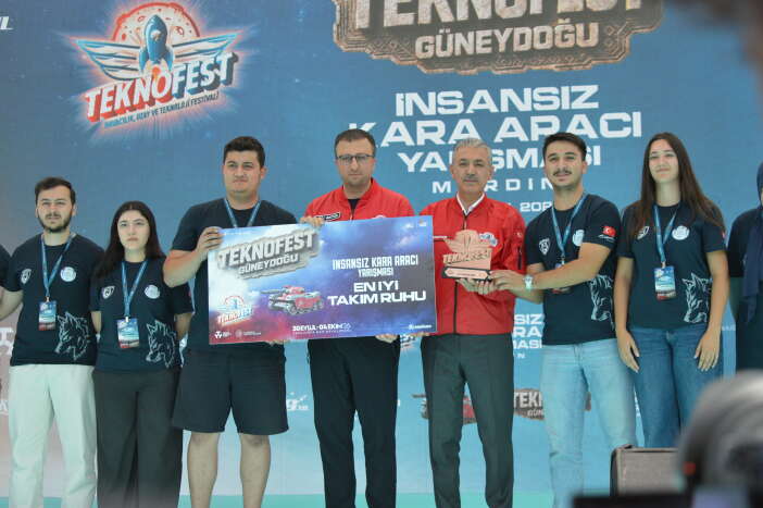 konya-ekibi-teknofestten-odulle-dondu-raclab-rover-en-iyi-tasarimi-yapti