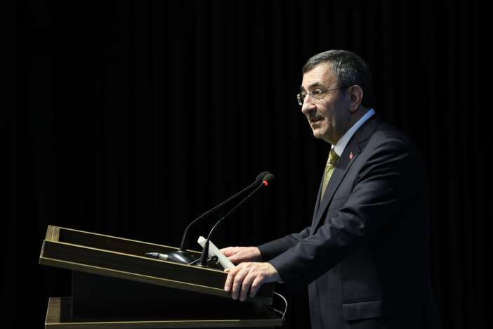 cevdet-yilmaz-konyada-dikkat-ceken-mesajlar-verdi