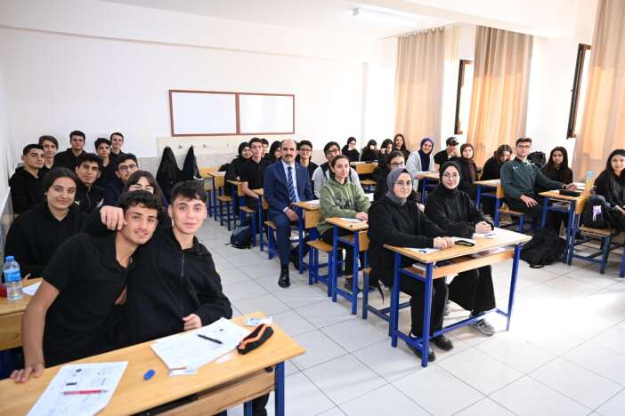 konyada-ogrencilere-36-bin-tlye-varan-egitim-destegi-basvurular-basladi