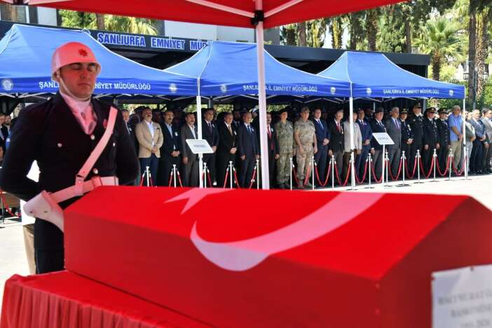 konyanin-aci-kaybi-baskomiser-haci-murat-ozbal-hayatini-kaybetti