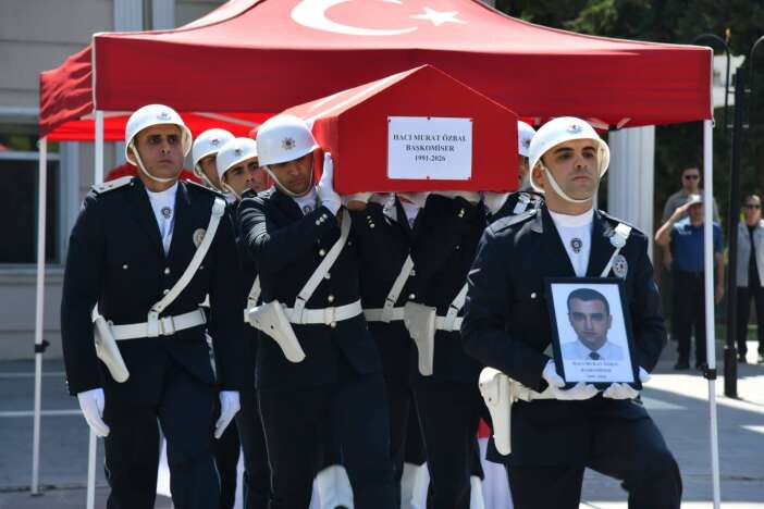konyanin-aci-kaybi-baskomiser-haci-murat-ozbal-hayatini-kaybetti