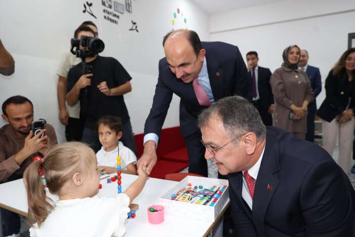 konyada-2-bin-135-ozel-ogrenciye-egitim-destegi-verildi-004