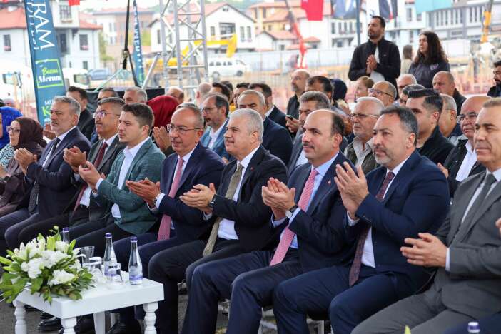 konyanin-kalbinde-6-milyar-lirayi-asan-donusum-son-etabin-temeli-atildi