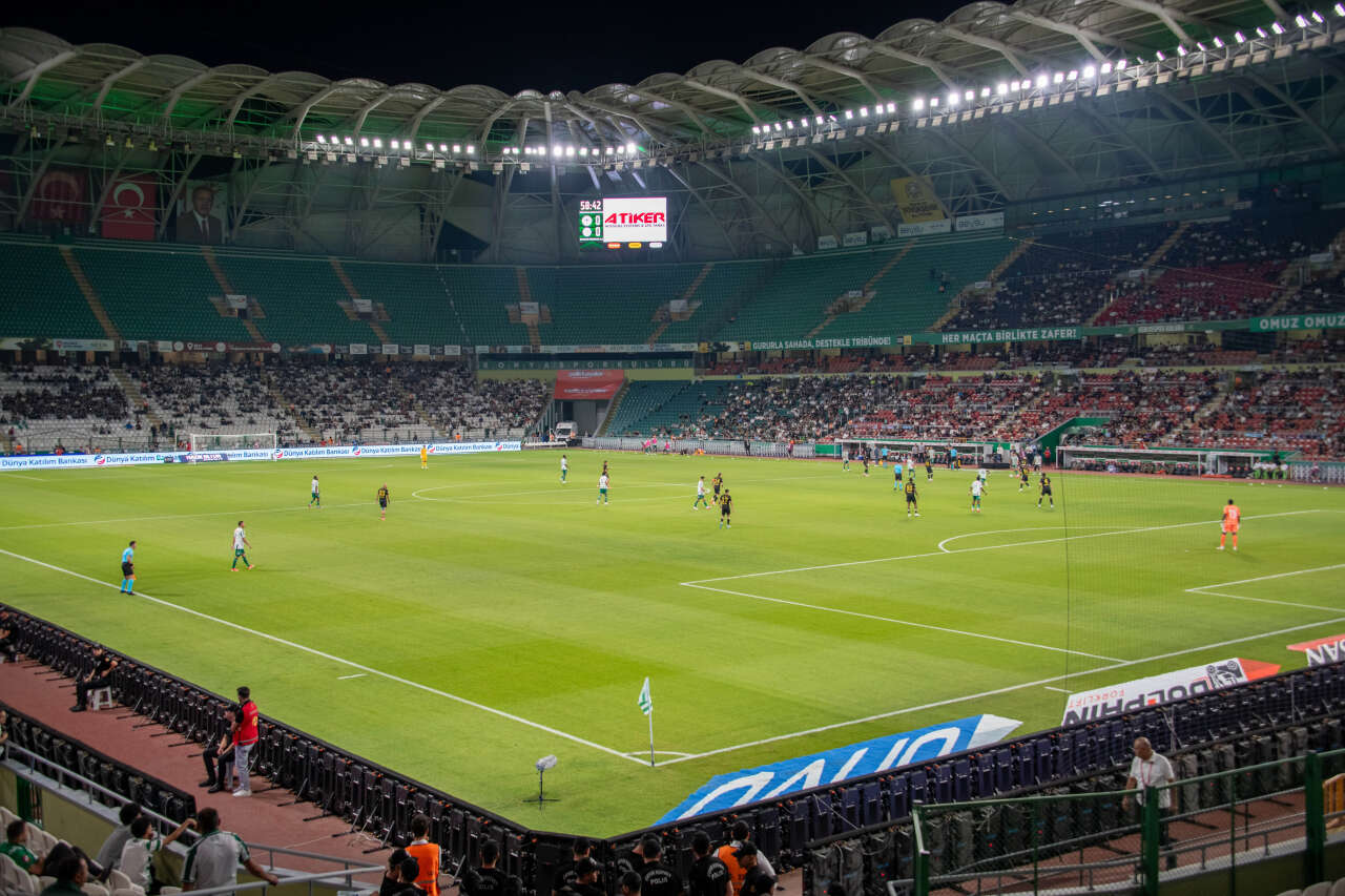 konyasporu-yikan-penalti-icin-flas-aciklama-karar-yanlis-cikti