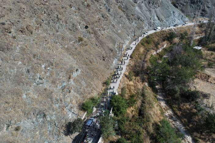 meramda-sonbahar-buyusu-yuzlerce-bisiklet-sevdalisi-pedal-pedal-ilerledi